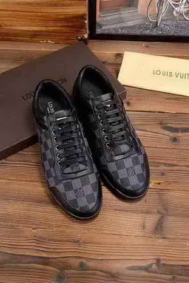 LV Fashion Men Sneakers--024